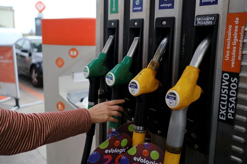 Marketmind: Inflation or growth?