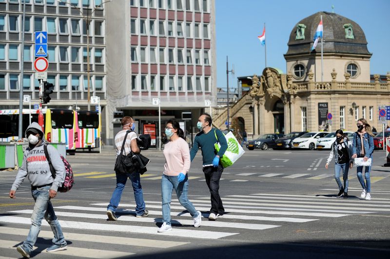 Two thirds of Luxembourg funds with big Russia exposure suspended, watchdog says