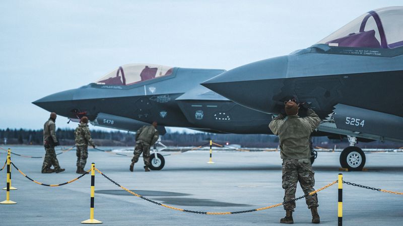 Lockheed Martin takes big step toward winning Canada jet race