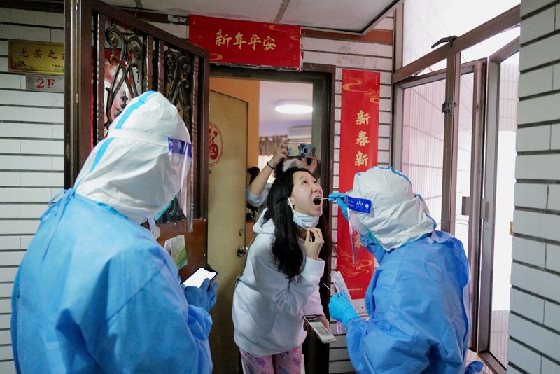 Firms in Shenzhen nurse wounds after COVID 'war' - Chinese survey