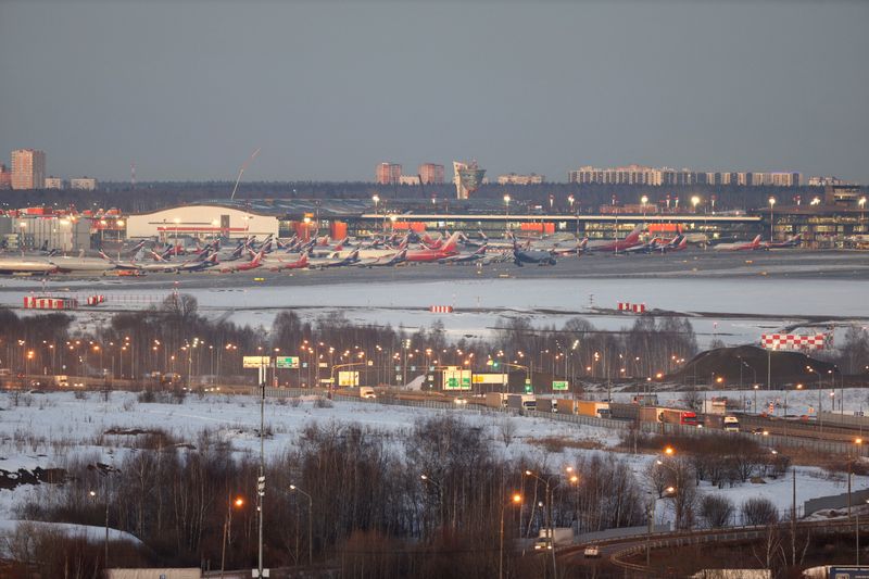 Avolon says bruised jet lessors in no hurry to return to Russia
