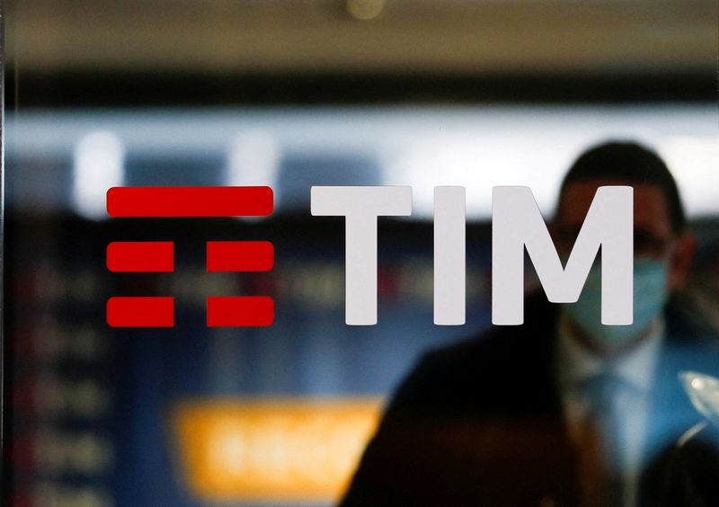 Telecom Italia, CDP start network talks as KKR bid falters