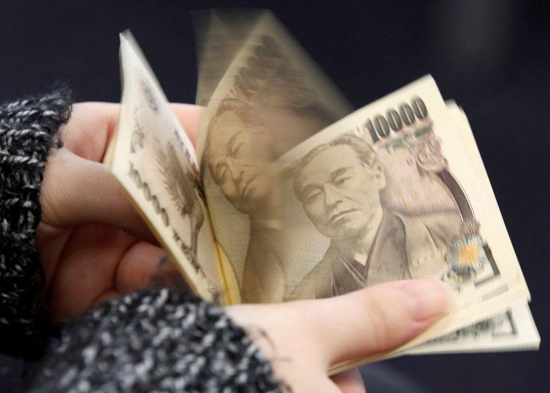 Yen rises from 20-year trough vs dollar as U.S. yields retreat