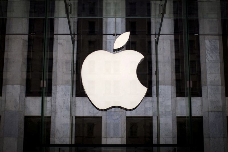 Moscow court rules antitrust case against Apple is lawful - RIA