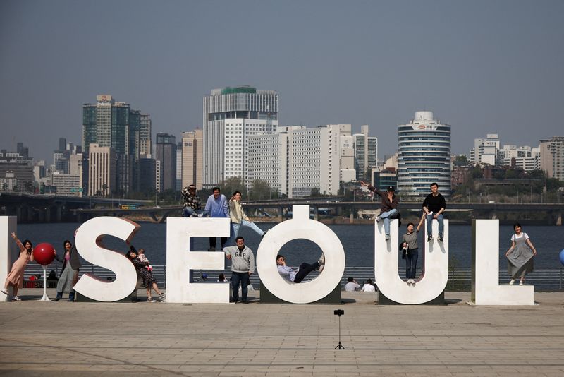 S.Korea first-quarter growth likely slowed sharply by COVID curbs
