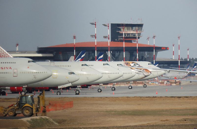 Air Lease to write off jets stranded in Russia, expects $802 million in charges