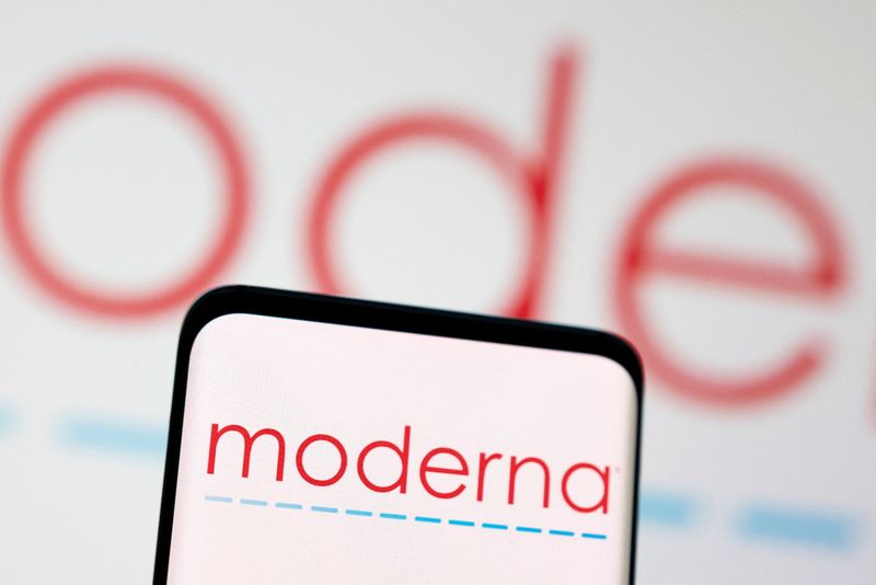 Moderna sees higher COVID vaccine sales later this year