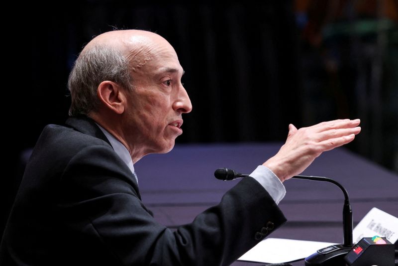 U.S. SEC extends comment period on climate risk proposal