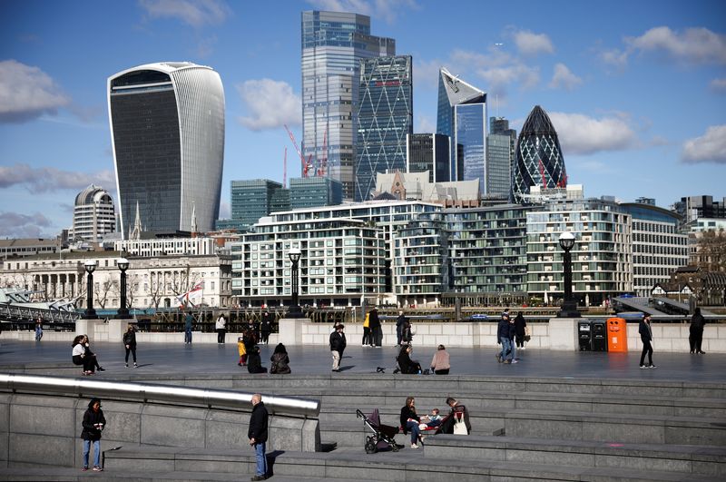 UK to enter recession this year, think-tank NIESR forecasts