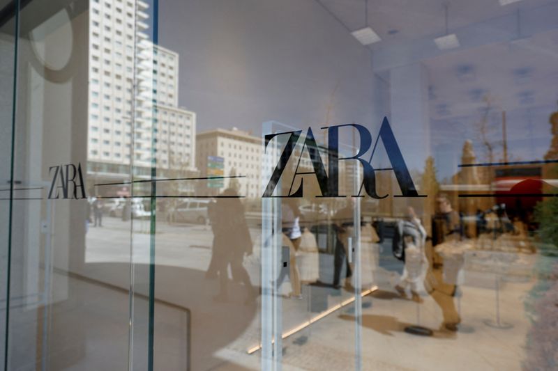 Inditex in 100 million euro deal to make clothes from recycled fiber