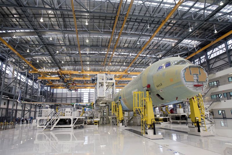 Analysis-Jetmakers’ inflation shield no match for soaring costs