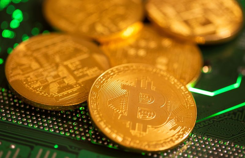 U.S. SEC's Peirce sees 'movement' on stablecoin regulations