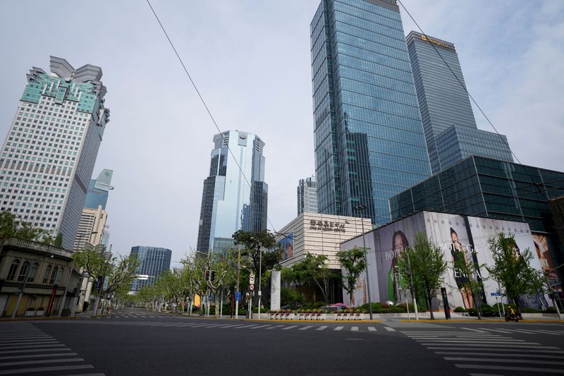 Focus:Big brands fret over China as middle-class spurns luxury