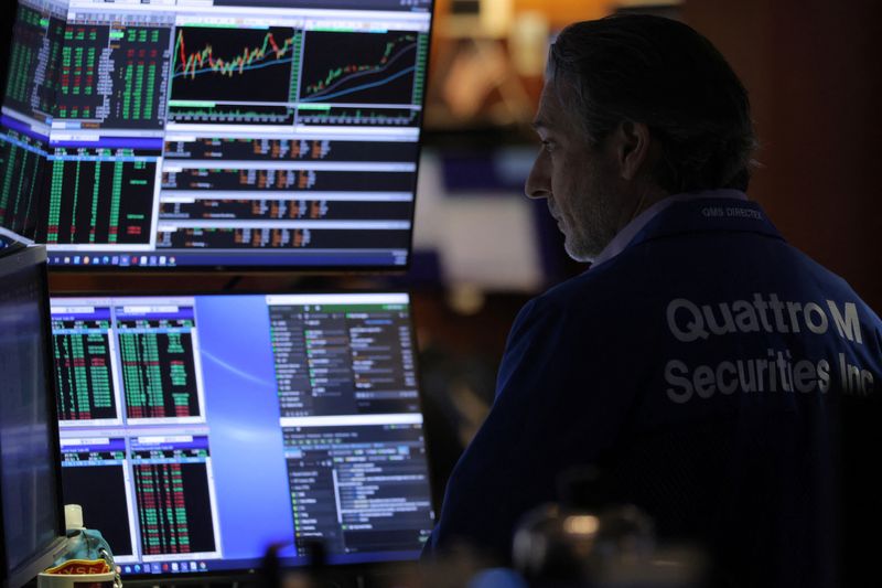 After rocky period, U.S. stocks will end year up from current levels: Reuters poll