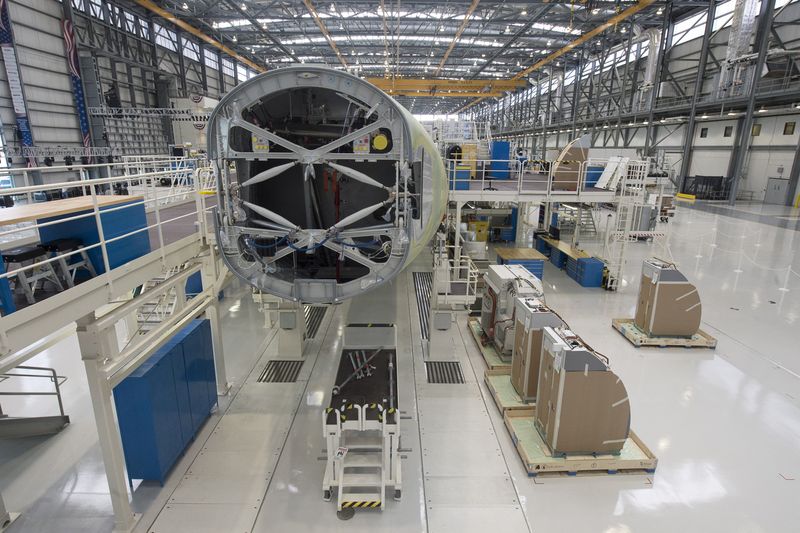 Who's to blame? Jet delivery delays spark penalties battle