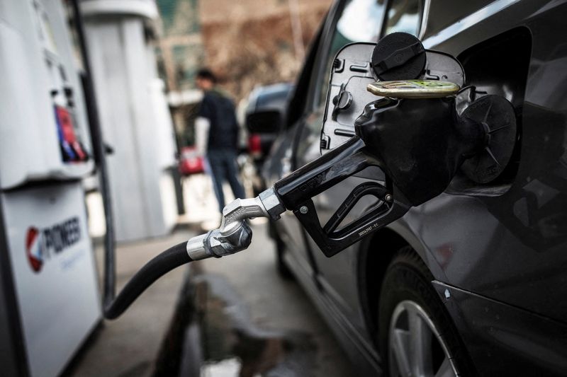 Canada December producer prices down 1.1% on petroleum, softwood