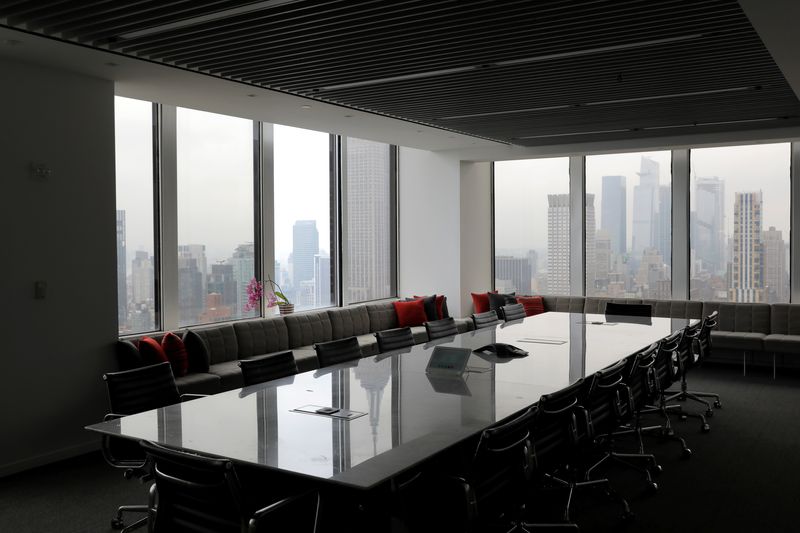Global CEOs losing confidence in their leadership teams -survey