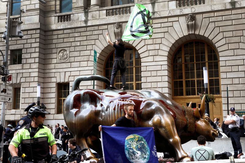New York pension seek stricter climate emissions rules from bank portfolios