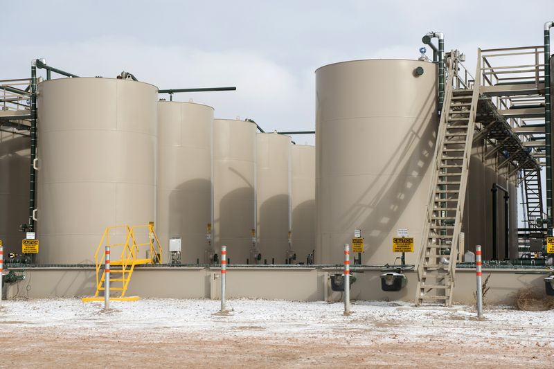 Hess tops Wall St profit estimates, signals dividend increase