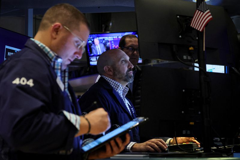 Stocks slide as corporate results spur recession fears
