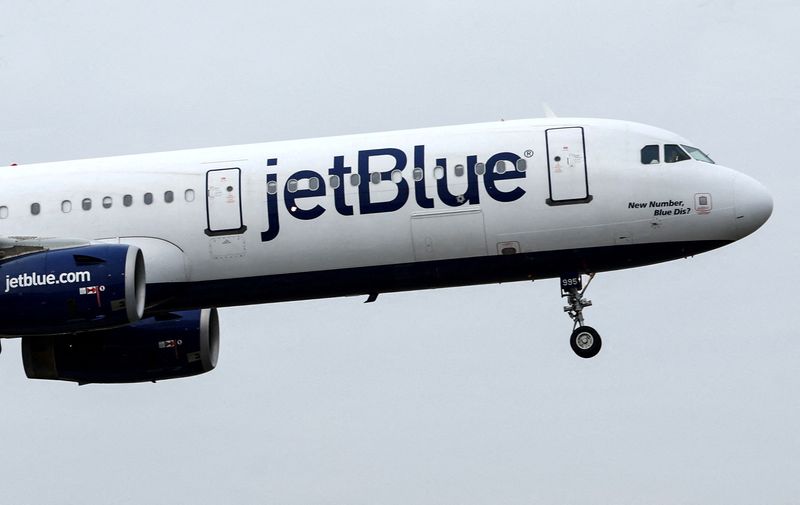 JetBlue Airways expects higher 2023 profit on strong travel demand