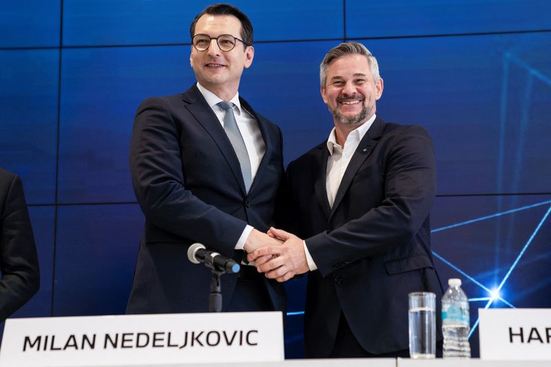 Carmaker BMW to invest around $870 million in Mexico in EV push
