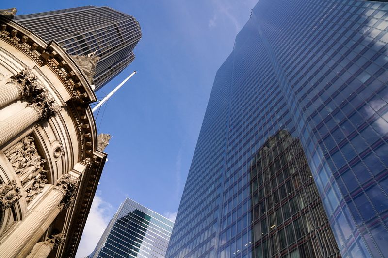 Multi-manager hedge funds offer big returns but at high cost