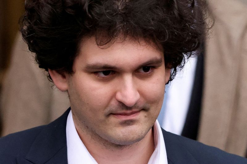 Judge tightens Sam Bankman-Fried's bail, sets hearing