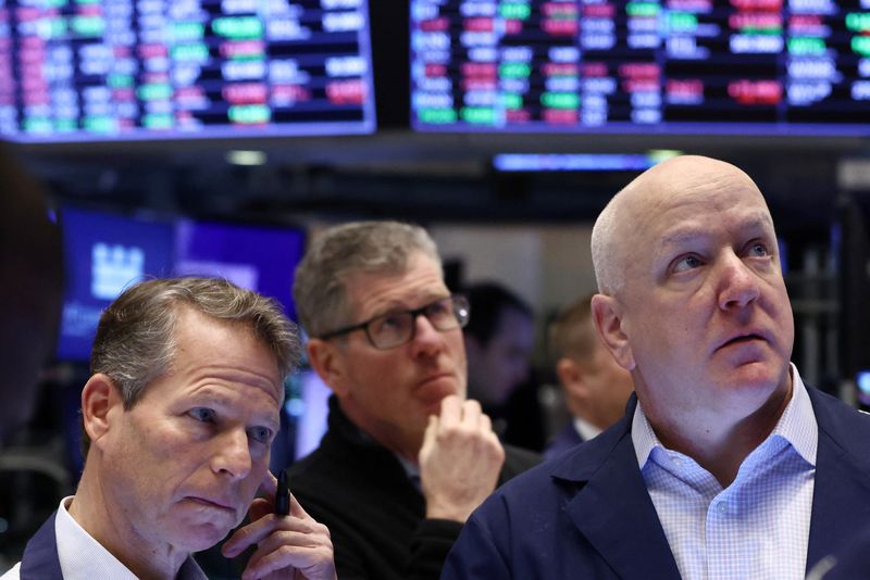 Stocks, dollar make little progress, after U.S. inflation data