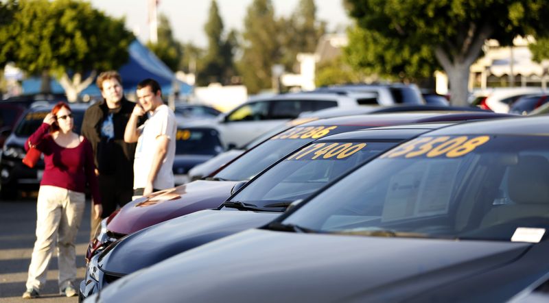 AutoNation overtakes profit estimates as new-vehicle demand improves