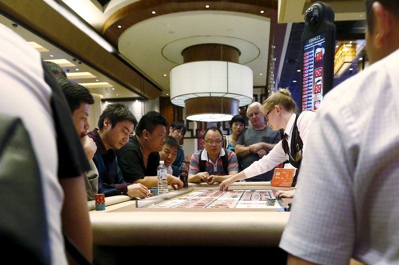 Star Entertainment raising $545 million after record loss, suspends dividends