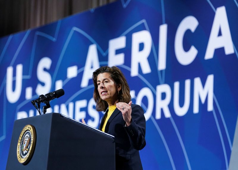 U.S. wants at least 2 advanced computer chip centers built, Commerce chief says