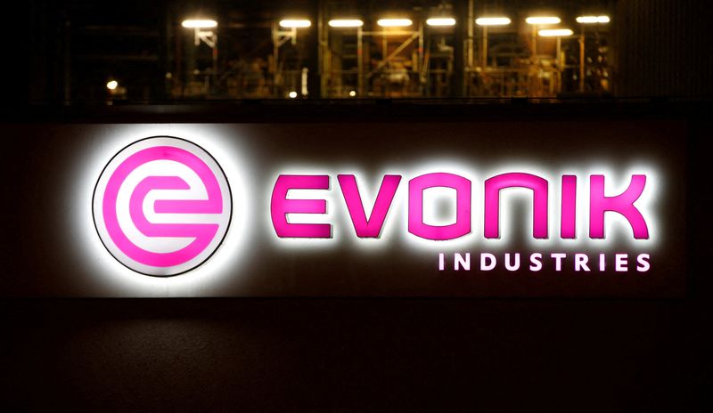 European chemicals firms downbeat on 2023 prospects