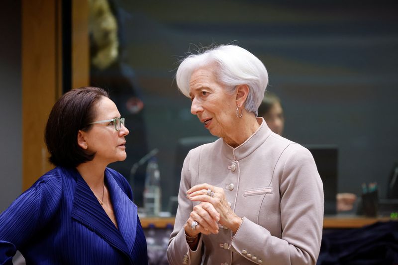 ECB facing high core inflation in the near term, Lagarde says
