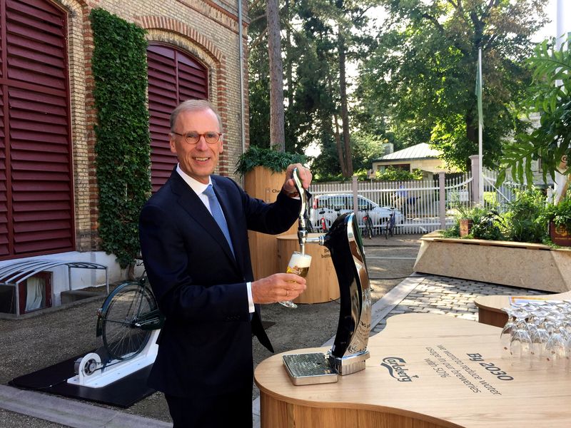 Carlsberg CEO Hart to retire after wrapping up Russia exit