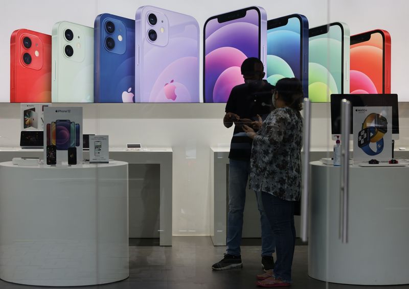 Apple to shake up international businesses' management to focus on India - Bloomberg News