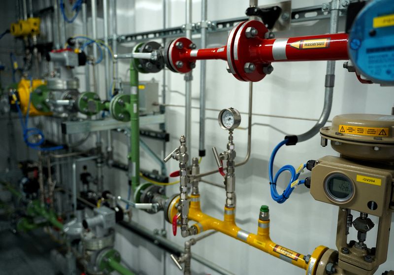 German heating can't be made 100% electric, suppliers say