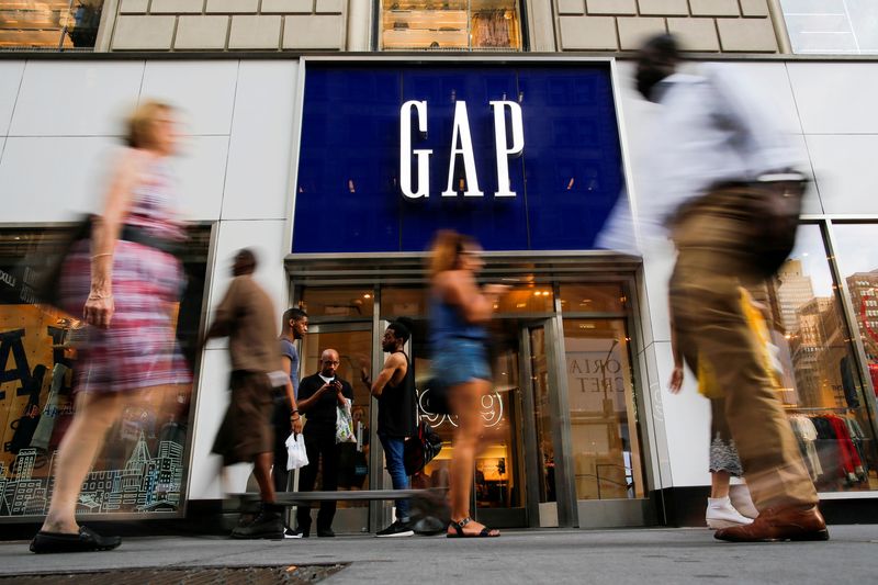 Gap sees weak sales as inflation-hit consumers rein in spending on apparel