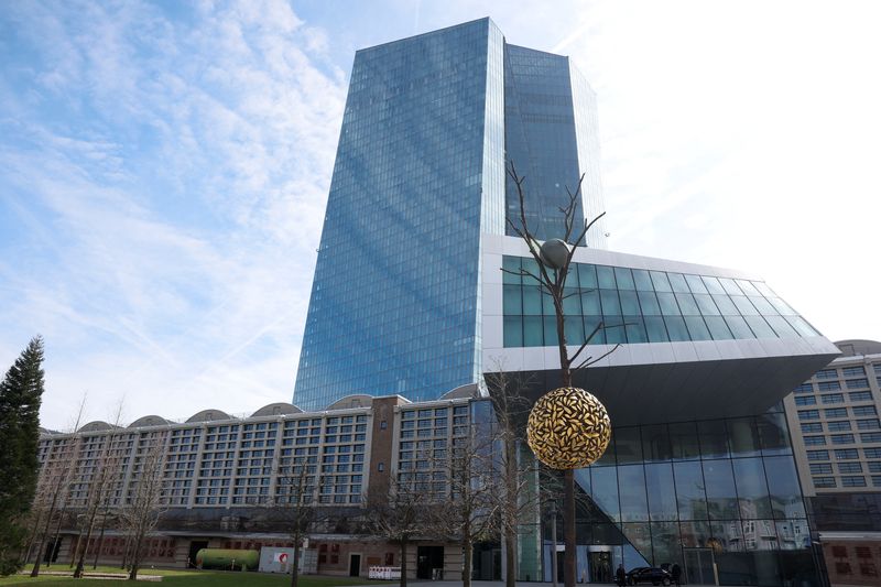 ECB pushes through 50 bps rate hike despite market turmoil