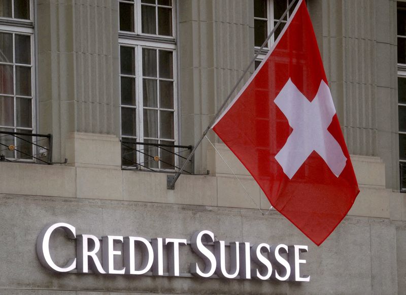 Swiss lawmakers tell Credit Suisse to clean up its act, seek to ringfence crisis