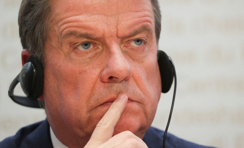 UBS chairman wants to keep Credit Suisse's Swiss unit