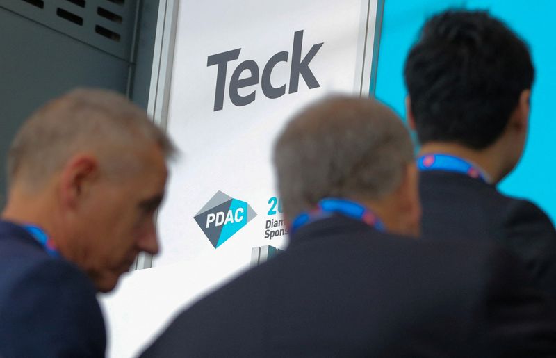 Investors question Teck on climate even after Canadian miner's coal spin-out