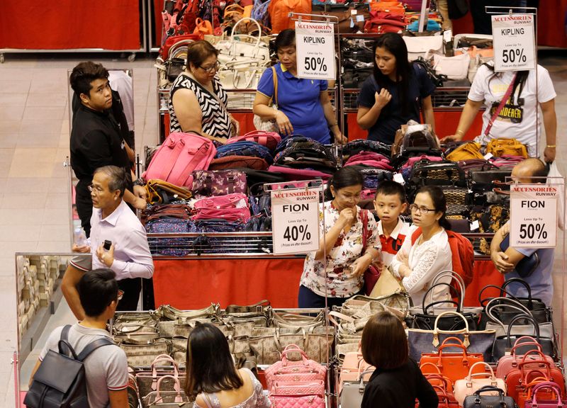 Singapore core inflation steady at 5.5%, focus on April policy review
