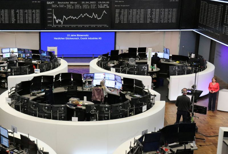 Marketmind: Wowed by tech, worried by banks