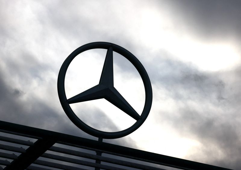 Mercedes-Benz more upbeat on signs US, China picking up