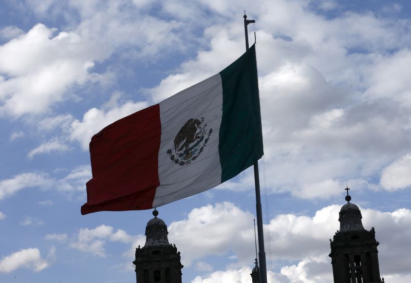 Thousands of union contracts to dissolve in Mexico's fight against pro-company deals