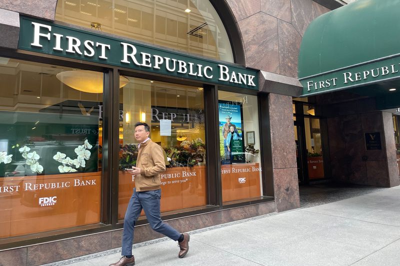 US regional bank stocks draw bearish options bets despite bounce