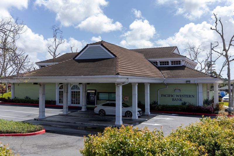 PacWest stock plunges as US regional banking woes worsen