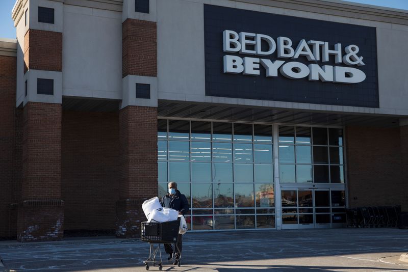 Factbox-US corporate bankruptcies set for highest level since 2020
