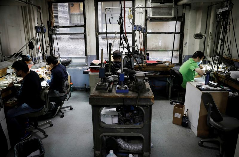 New York factory activity slumps in May - NY Fed
